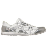WHITE / SILVER,6.0,Medium