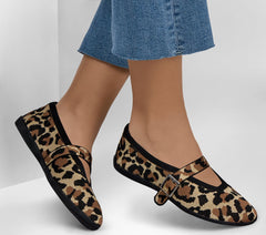 Skechers Women | Cleo Walk - Runway Hit