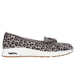 Skechers Women | Martha Stewart: Arch Fit Living