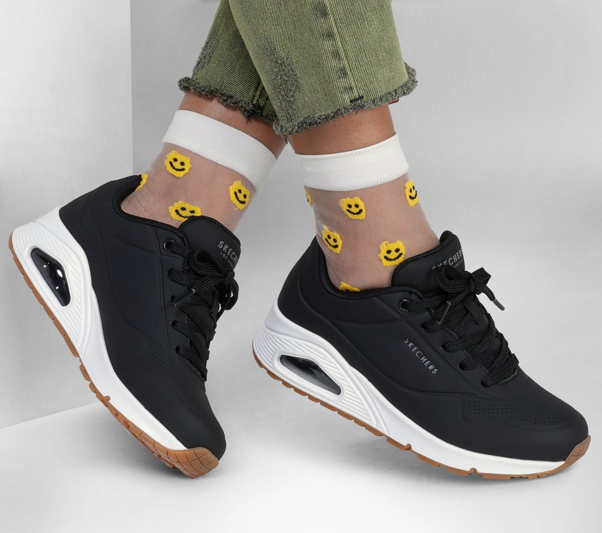 Skechers Women | UNO - Stand on Air