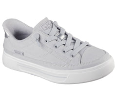 Skechers Women | Slip-ins: BOBS Social