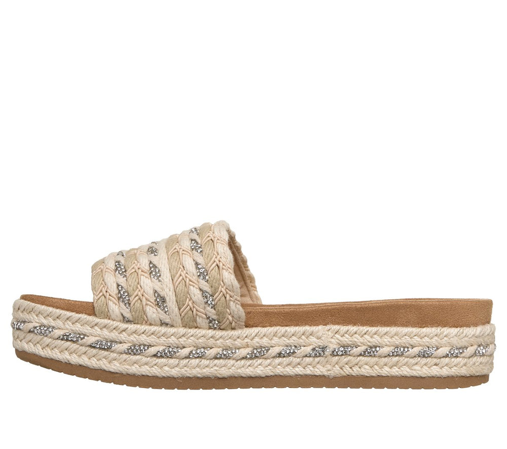Skechers Women|New Arrivals | BOBS Misty Kiss - Island Peace