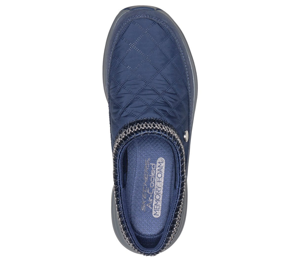 Skechers Women|New Arrivals | Contour Foam Boot - Cozy Fit Cascade