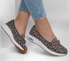 Skechers Women | Martha Stewart: Arch Fit Living