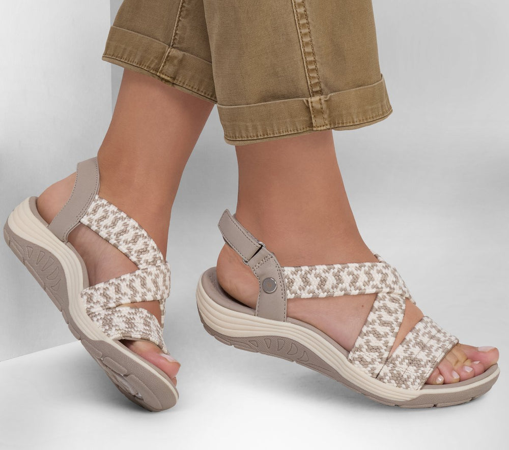 Skechers Women | Martha Stewart: Reggae Cup - Coastal Trail