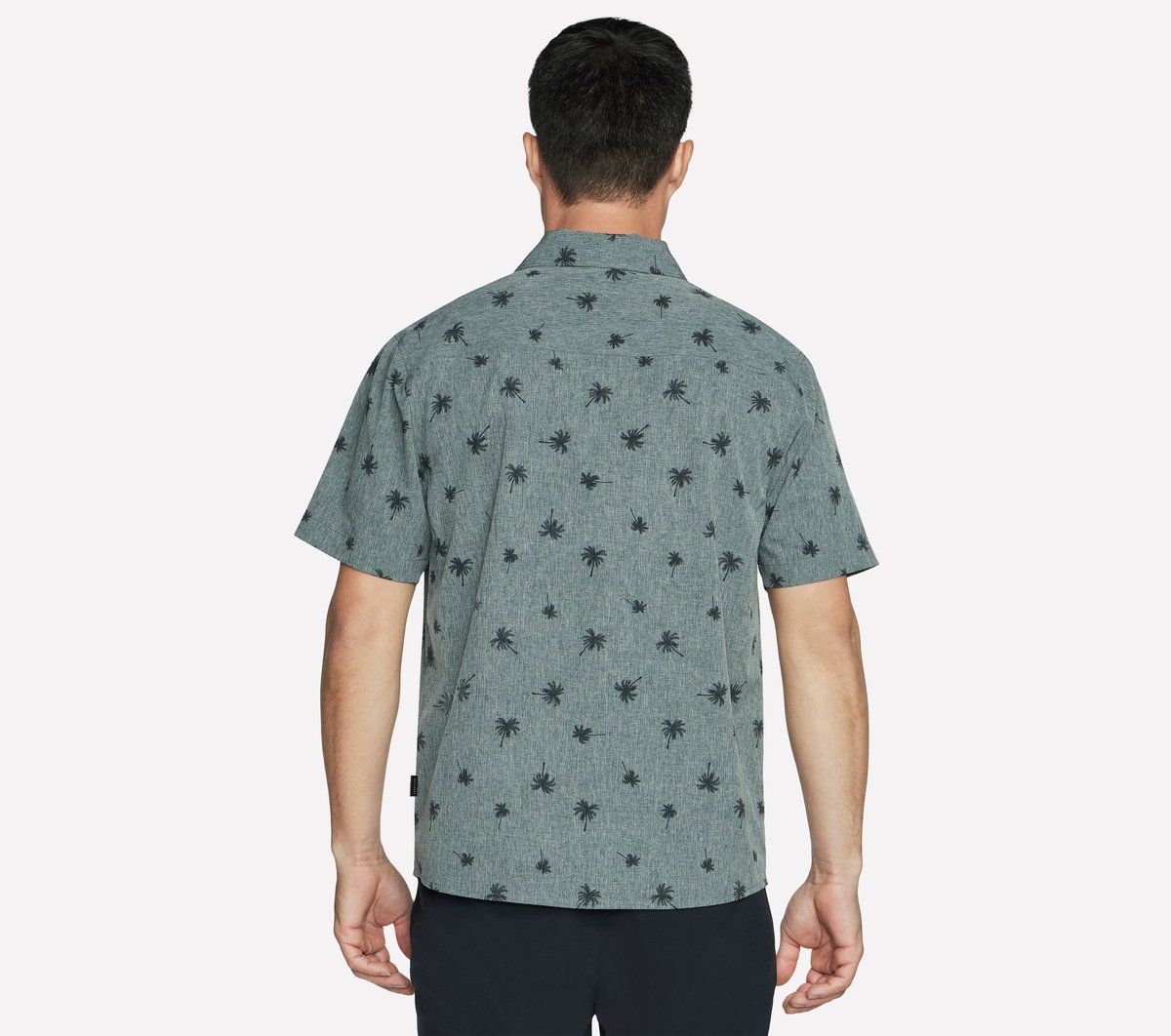 Skechers Men | The GO WALK Air Printed Short Sleeve Shirt