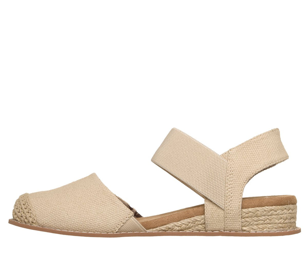 Skechers New Arrivals | BOBS Desert Kiss -Resort Roamer